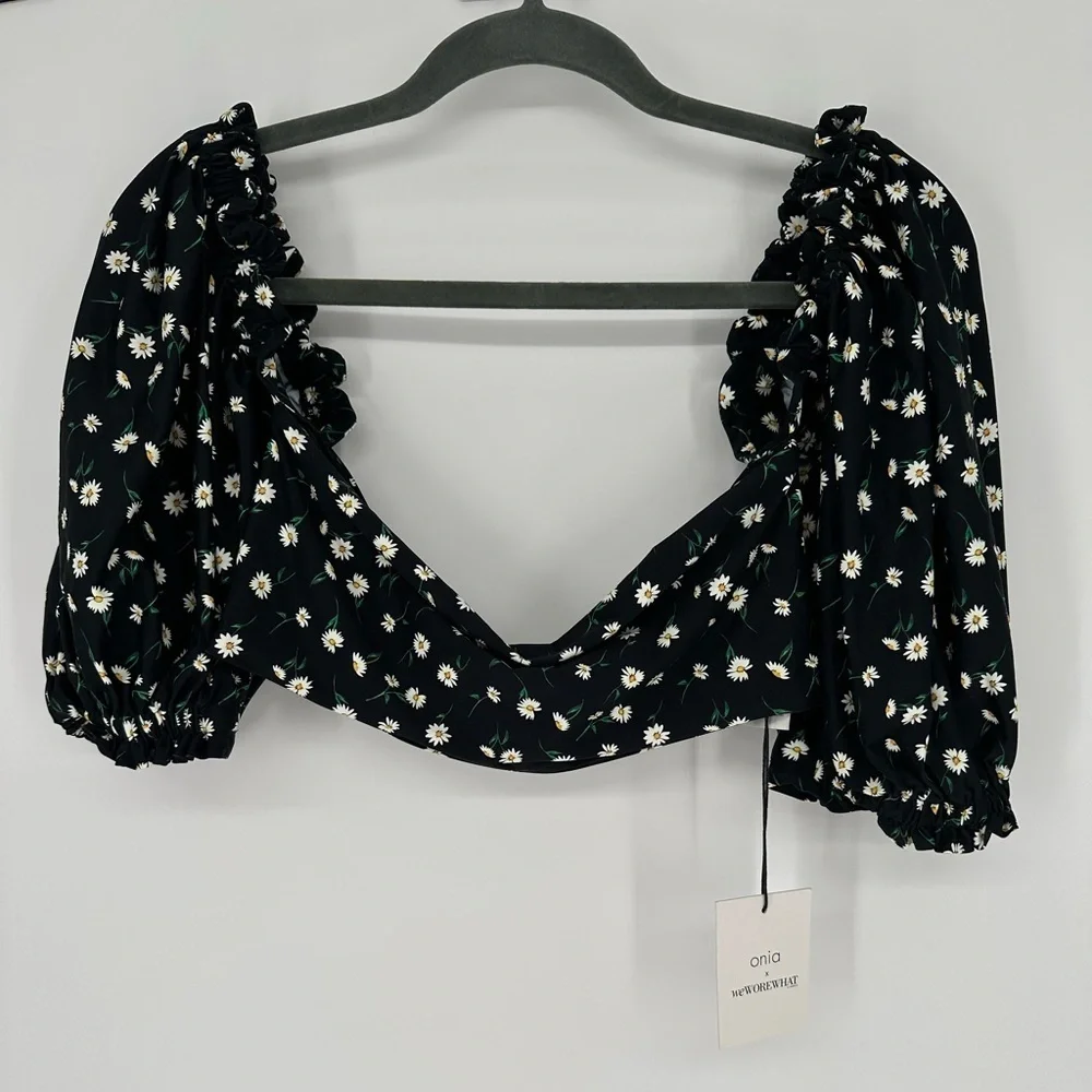 Onia x WeWoreWhat Daisy Floral Bikini Top Size L NWT Puff Sleeve Black Swim